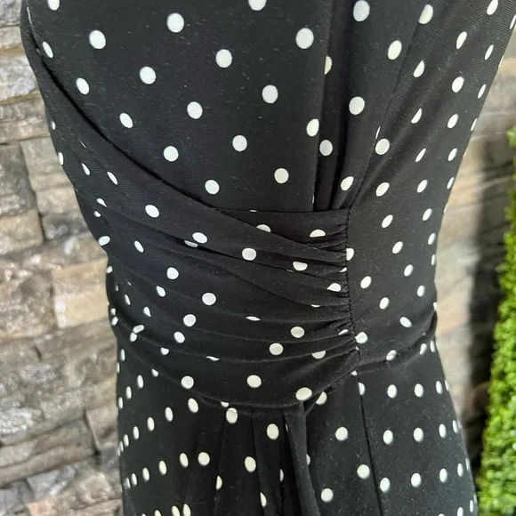 Ralph Lauren Black and White V-Neck Midi Dress - Picture 5 of 8